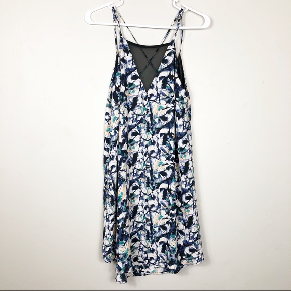 Astr Dresses & Skirts - ASTR Medium Geo Floral Bright Mesh Swing Dress